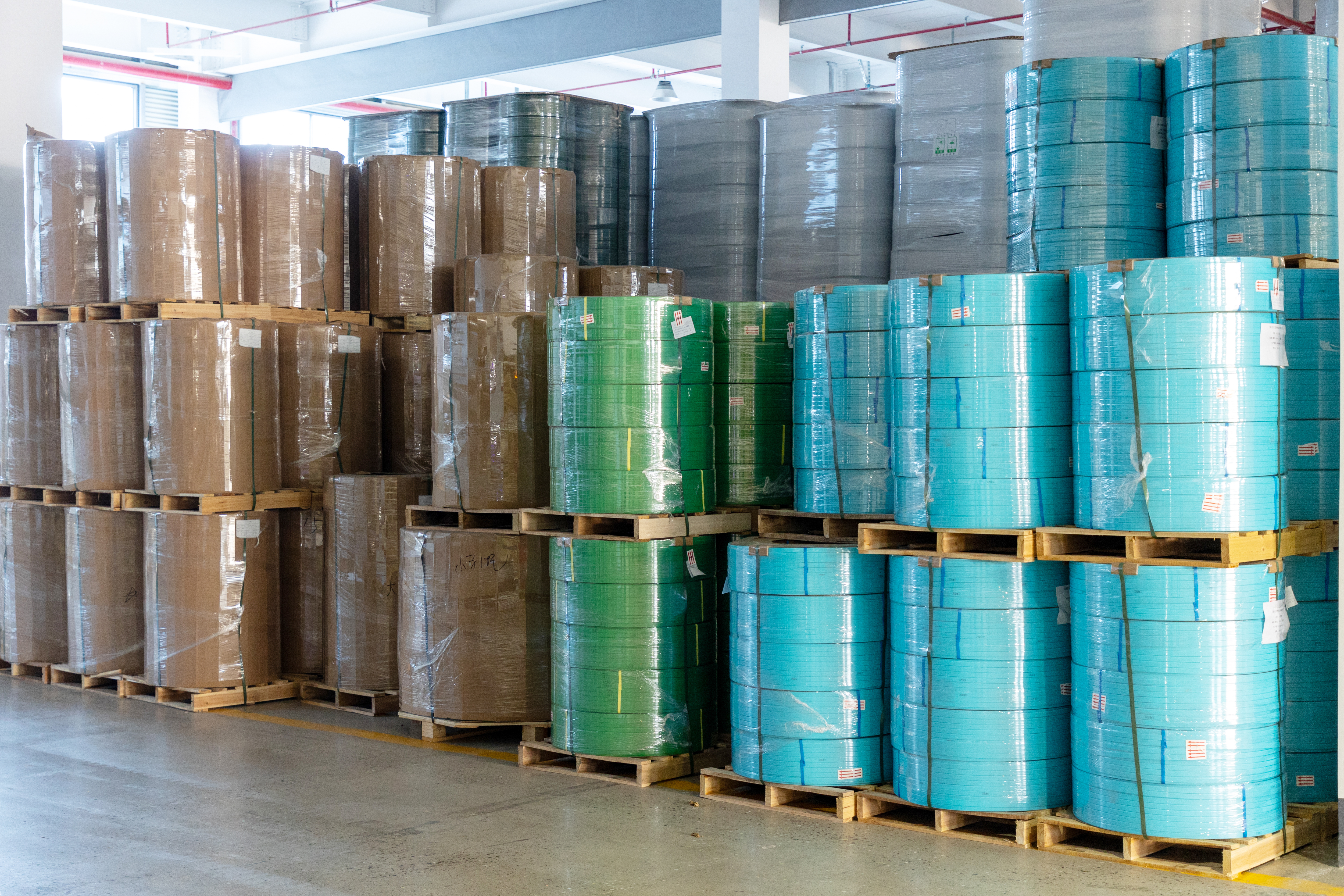 Aper&ccedil;u des applications de l'industrie du cerclage&nbsp;: param&egrave;tres de performance de base et points de s&eacute;lection pour 7 domaines principaux